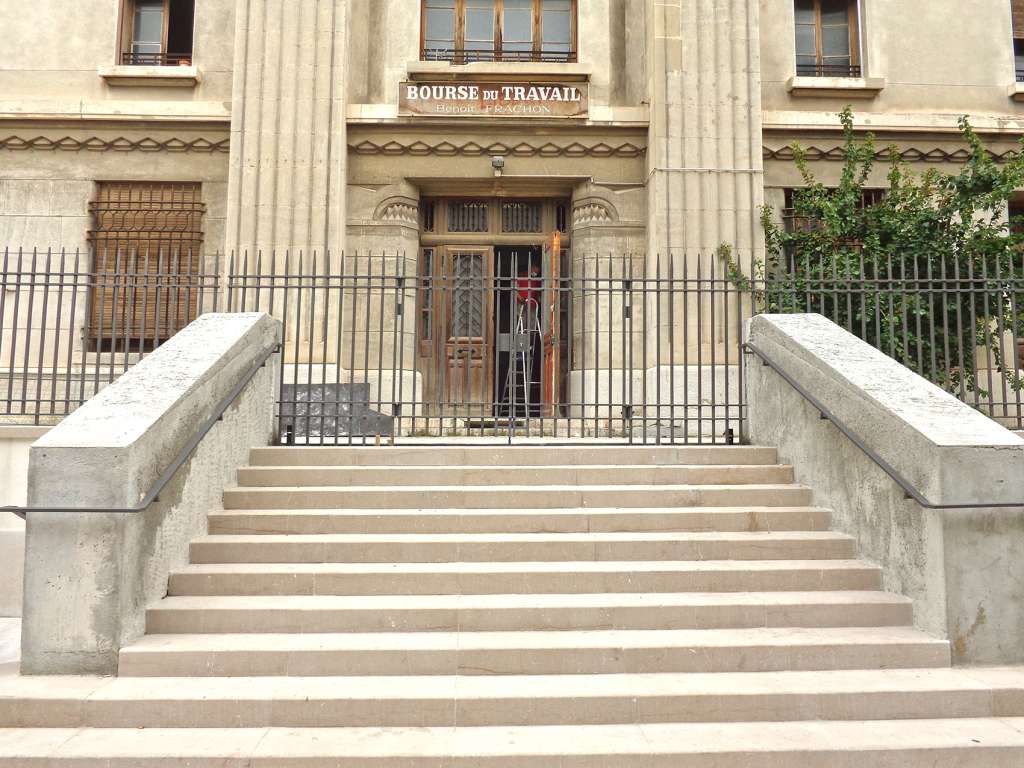 grille de défense et portail